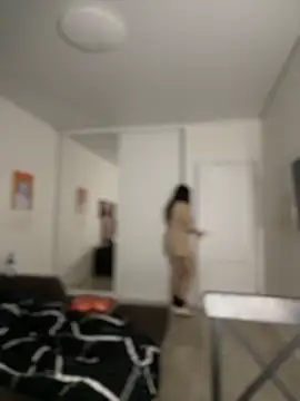 Snapshot of HoneySweetBee chatting on November 2025 01:27:02 PM HoneySweetBee online show from November 2025 01:27:02 PM