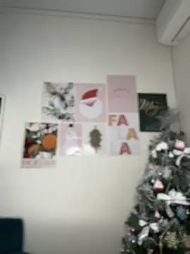 Snapshot of HoneySweetBee chatting on December 2025 10:09:01 AM HoneySweetBee online show from December 2025 10:09:01 AM