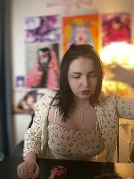 HoneySweetBee online show from February 2026 10:22:02 PM