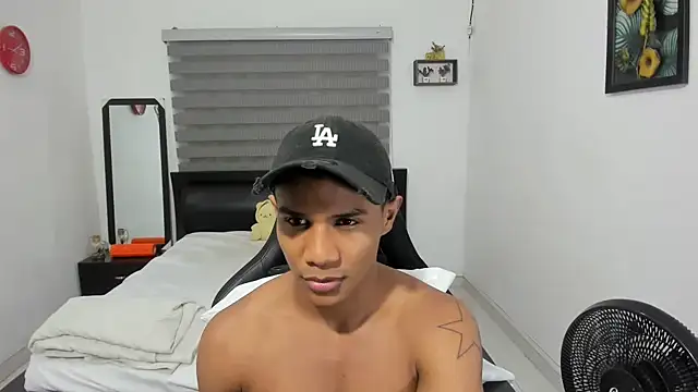 corzoethan online show from December 2025 10:43:01 PM