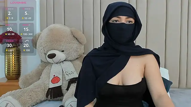 izadii online show from February 2026 06:52:01 PM