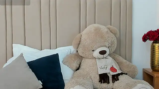 izadii online show from March 2026 07:04:02 PM