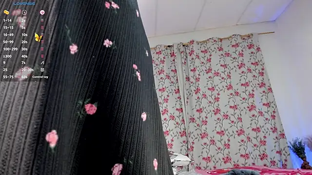 Snapshot of k_sensual chatting on March 2025 12:17:01 PM k sensual online show from March 2025 12:17:01 PM