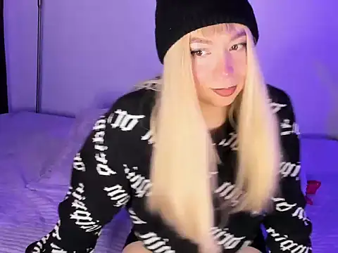 Snapshot of victoria_qq chatting on November 2025 05:50:01 PM victoria qq online show from November 2025 05:50:01 PM