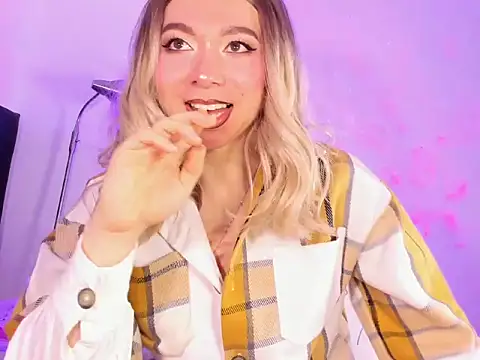 Snapshot of victoria_qq chatting on November 2025 04:45:01 AM victoria qq online show from November 2025 04:45:01 AM