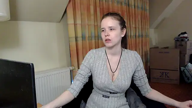Snapshot of Princess-Lilly chatting on January 2025 04:39:01 PM Princess-Lilly online show from January 2025 04:39:01 PM