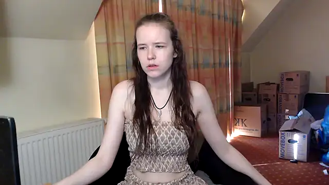 Snapshot of Princess-Lilly chatting on February 2025 08:34:02 AM Princess-Lilly online show from February 2025 08:34:02 AM