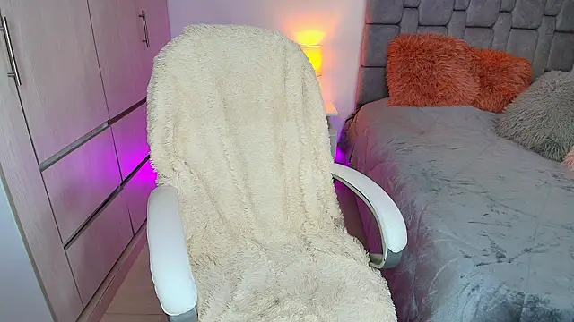 Snapshot of MariianaGomez chatting on September 2025 03:33:01 PM MariianaGomez online show from September 2025 03:33:01 PM