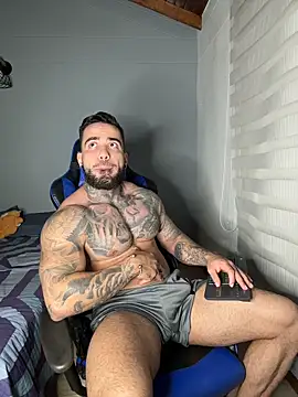 Snapshot of mikey_sta chatting on November 2025 02:23:02 AM mikey sta online show from November 2025 02:23:02 AM