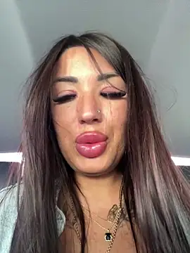 RuslanaXX online show from March 2026 04:12:01 AM