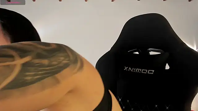 mally s1 online show from March 2025 10:05:01 PM