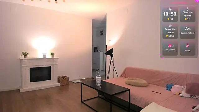AnysaSmith online show from May 2026 01:56:01 AM