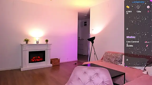 AnysaSmith online show from February 2026 09:13:01 PM