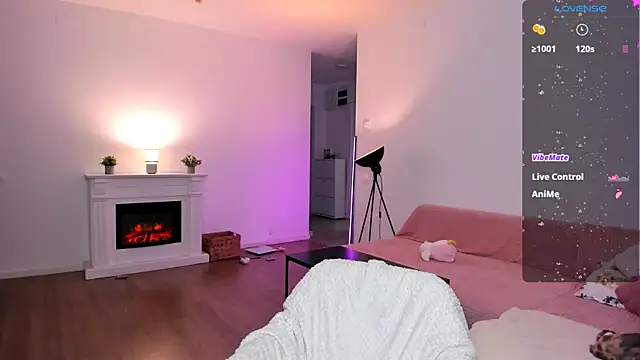 AnysaSmith online show from March 2026 09:44:02 PM