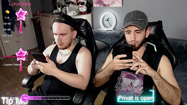 mikienn online show from October 2025 10:04:01 AM