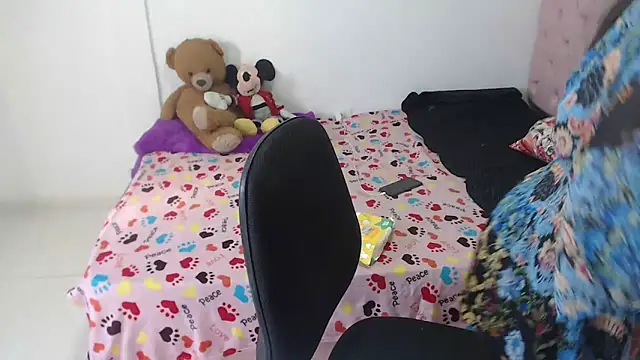 Aliciaheart online show from November 2025 08:29:01 PM