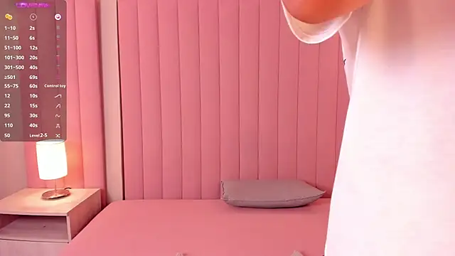 lexiethompson  online show from March 2026 12:10:02 PM