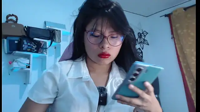 Alizon95 online show from March 2026 09:13:02 PM