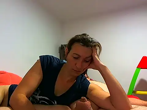 Kassandra mike online show from December 2025 07:40:02 AM