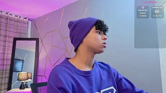 Noah Smith04 online show from October 2025 12:37:02 PM