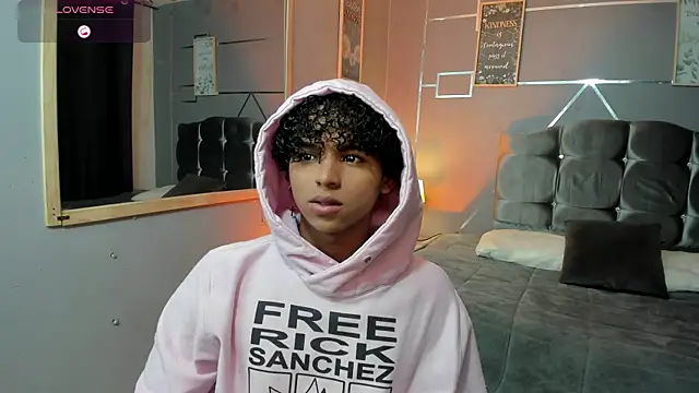 Noah Smith04 online show from November 2025 01:49:01 PM