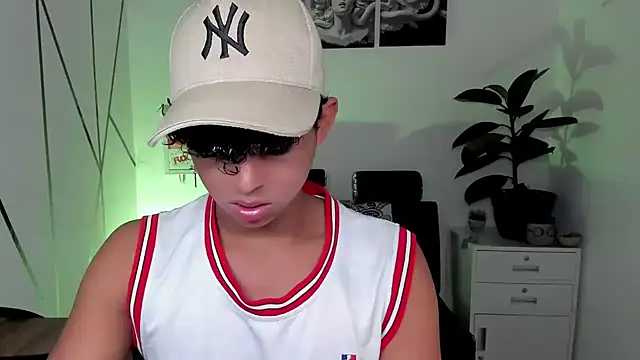 Noah Smith04 online show from November 2025 01:17:01 PM