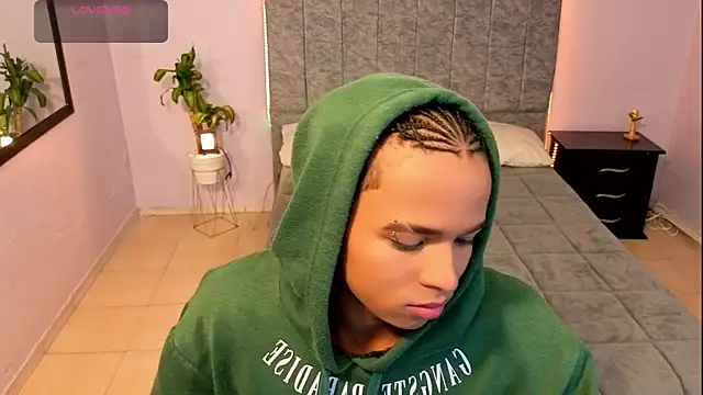 Noah Smith04 online show from November 2025 04:55:02 AM