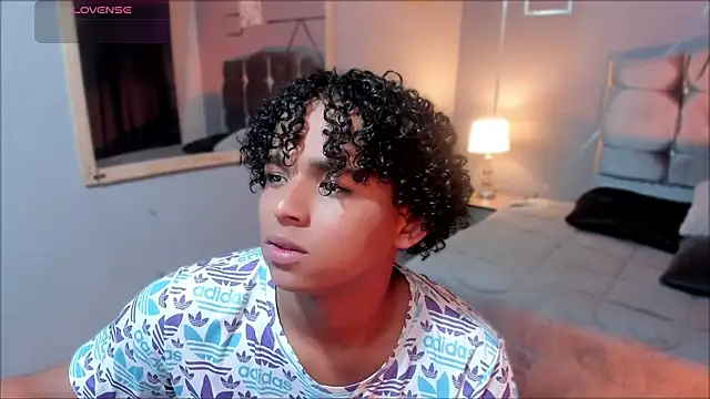 Noah Smith04 online show from November 2025 12:05:02 PM