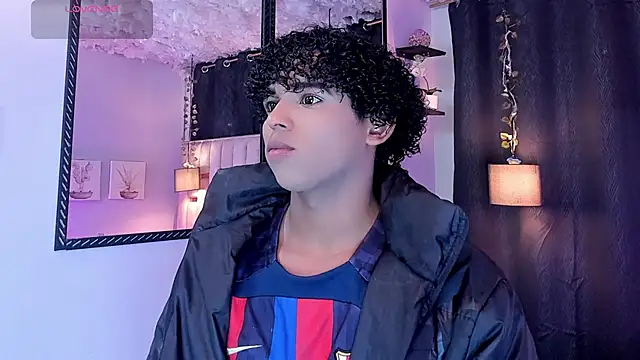 Noah Smith04 online show from November 2025 12:19:02 PM