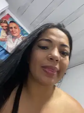 Snapshot of valeryDugglass chatting on October 2025 02:37:02 AM valeryDugglass online show from October 2025 02:37:02 AM