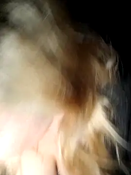 BecciDeluxe online show from February 2026 05:45:02 PM