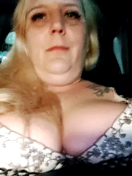 BecciDeluxe online show from January 2026 05:14:02 AM