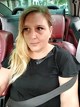 BecciDeluxe online show from September 2025 09:15:01 AM