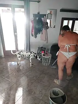 BecciDeluxe online show from November 2025 03:38:02 PM