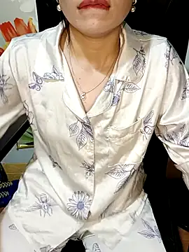 Blythe 69 online show from November 2025 12:36:02 AM