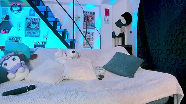 MonxxsLove online show from March 2026 01:39:01 AM