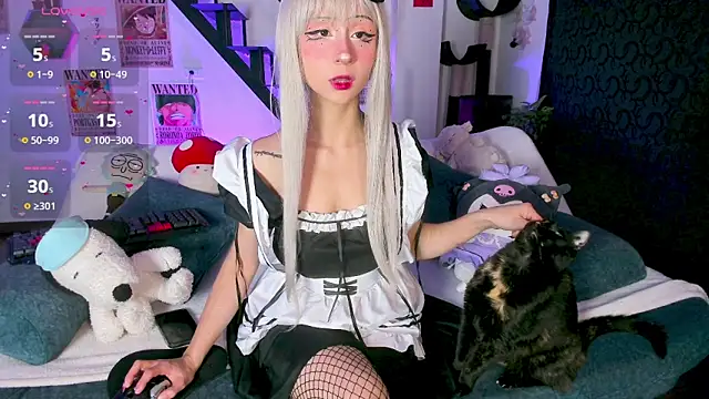 MonxxsLove online show from October 2025 01:49:01 AM