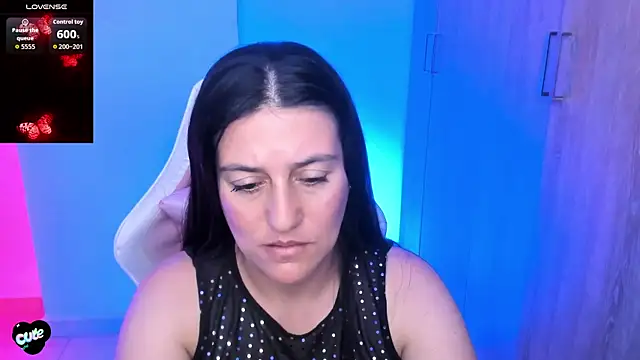 Saskyaa online show from April 2026 02:40:01 AM