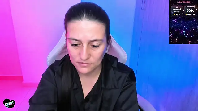 Saskyaa online show from May 2026 04:43:01 AM