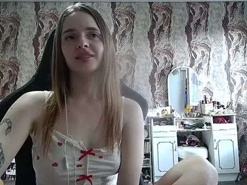 samanta55555 online show from June 2026 09:04:01 AM