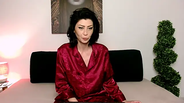 Taissa4U online show from December 2025 10:12:02 PM