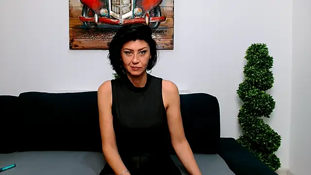 Snapshot of Taissa4U chatting on October 2025 09:05:01 PM Taissa4U online show from October 2025 09:05:01 PM