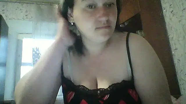 HollyLaBerry online show from May 2026 06:43:01 AM