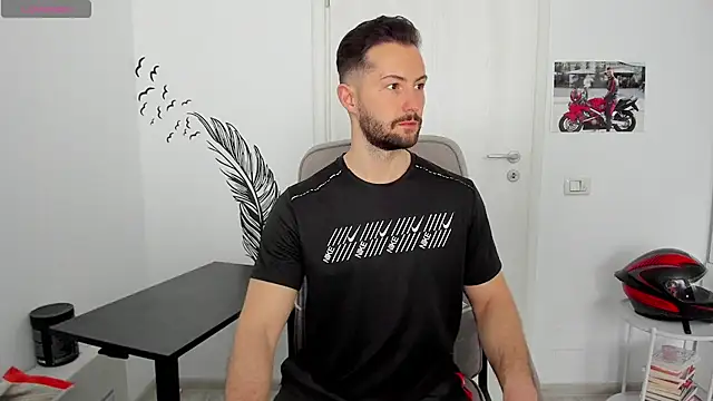 ZackFraser online show from April 2026 06:31:02 AM