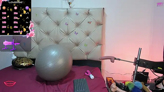 cleopatraa online show from June 2026 11:46:02 PM