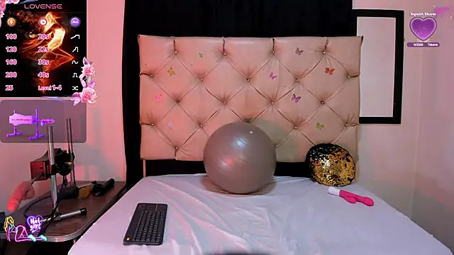 cleopatraa online show from February 2026 11:23:01 PM