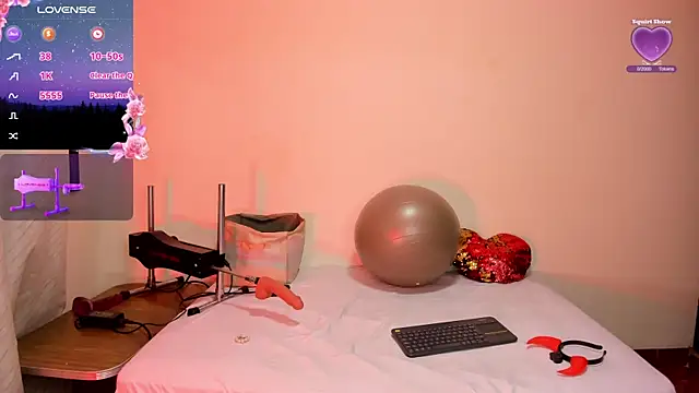 cleopatraa online show from November 2025 12:25:01 AM