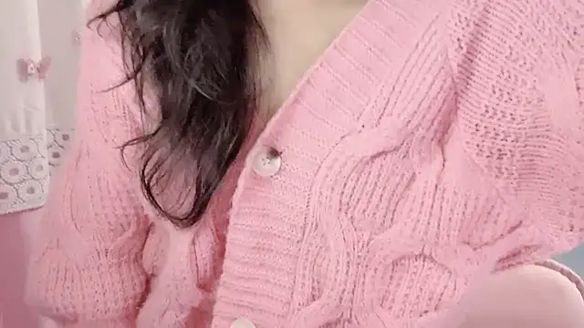 Snapshot of Shleybaby chatting on March 2025 01:09:02 PM Shleybaby online show from March 2025 01:09:02 PM