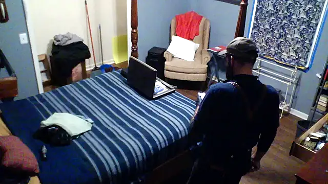 Onesieboy4daddys online show from December 2025 06:23:01 PM