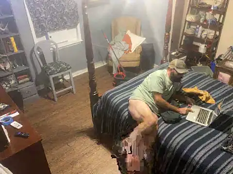 Onesieboy4daddys online show from November 2025 04:57:02 AM